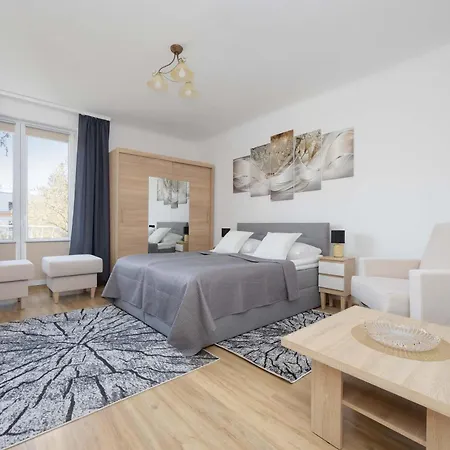 Smiala Comfy Pet-friendly By Renters Warsaw