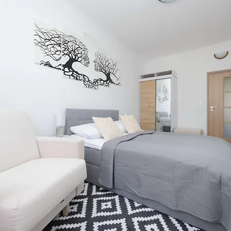Smiala Comfy Pet-friendly By Renters Warsaw