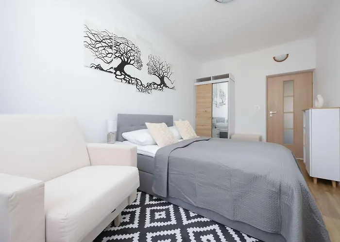 Smiala Comfy Pet-friendly By Renters Warsaw